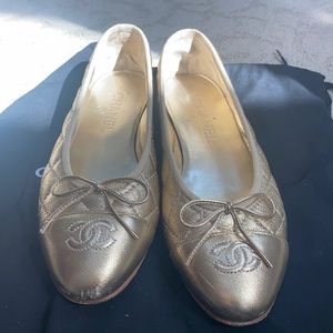 Authentic Chanel Ballet Slipper shoes in Gold